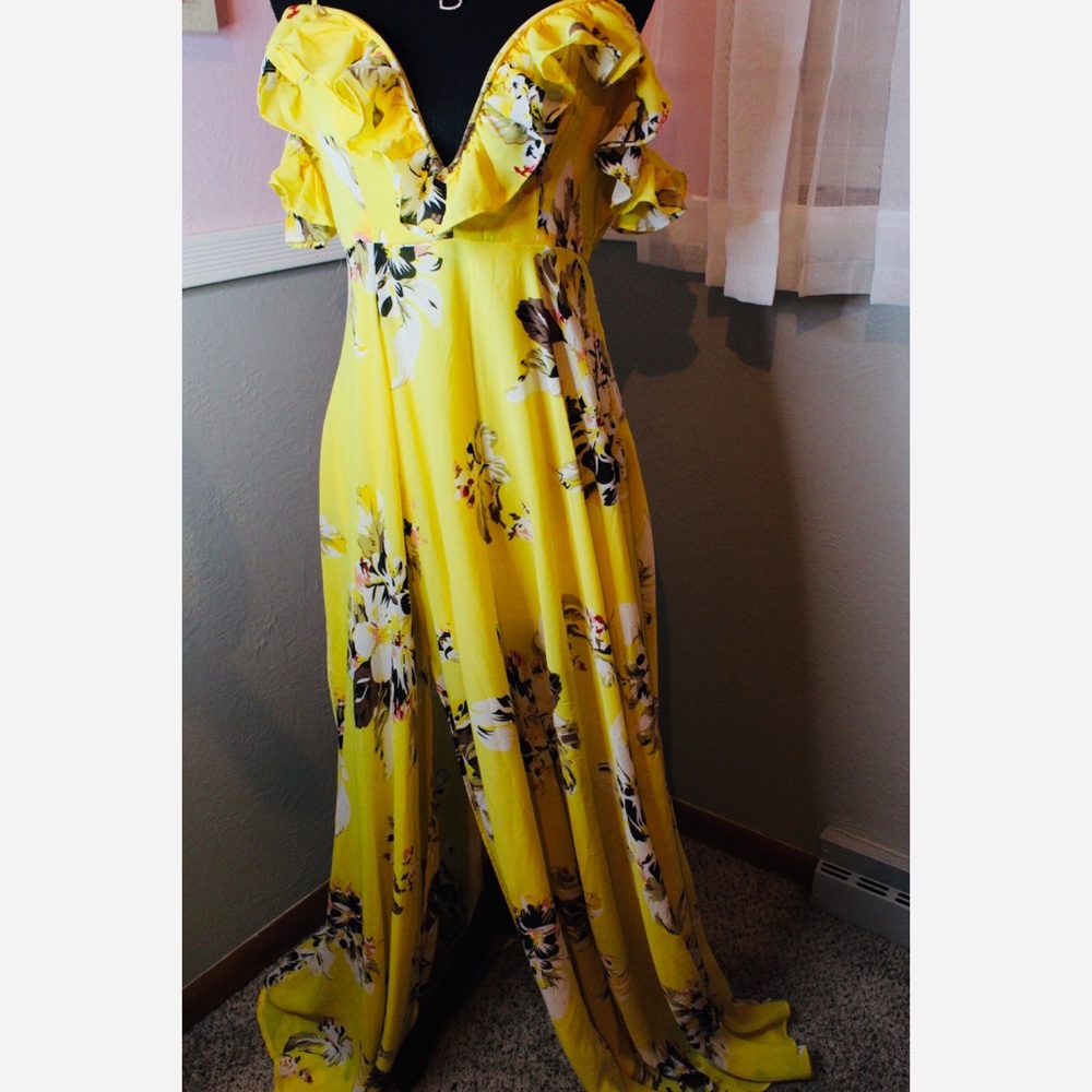 Newport Beach Floral Dress - Yellow 💛 - Picture 2 of 6